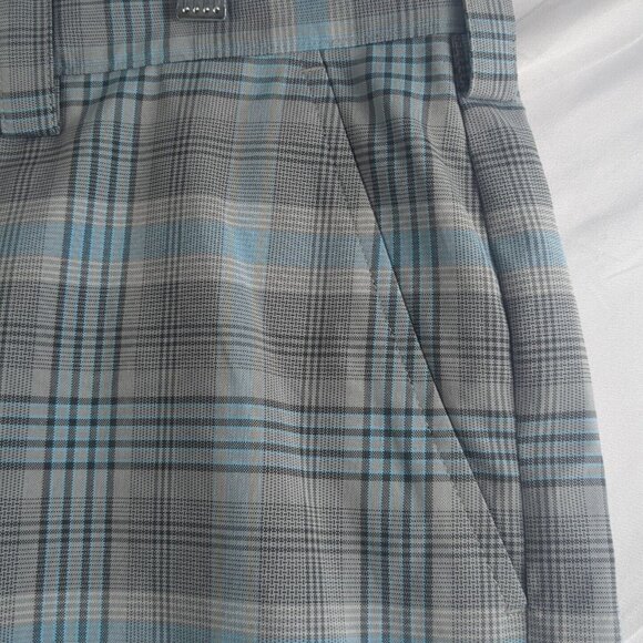 IZOD PerformX Golf Shorts Mens 40 Gray Blue Plaid UPF-50 Outdoor Travel Golf NWT - Picture 9 of 16